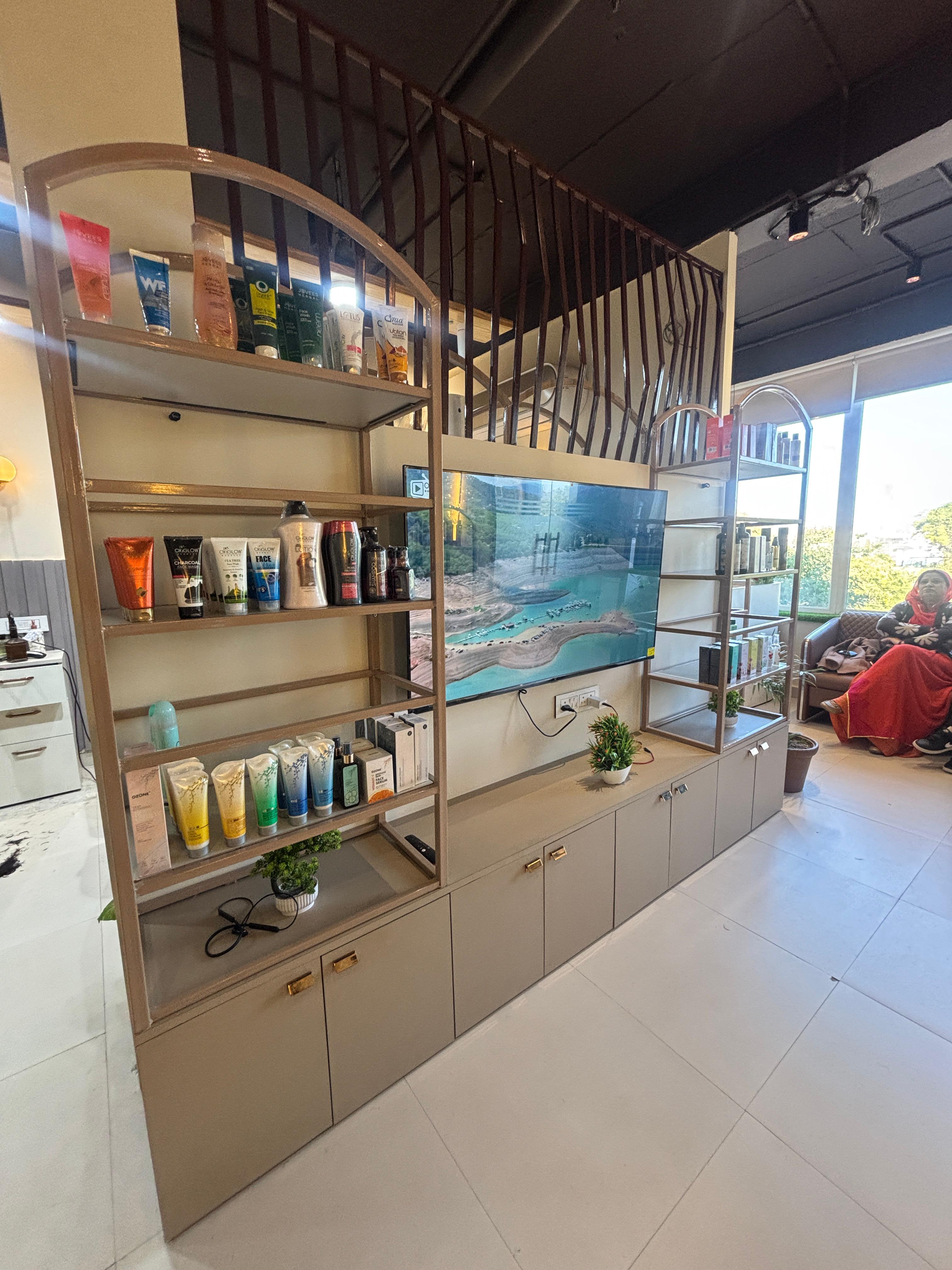 Unisex salon